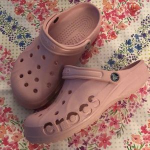 💕 Bubblegum Pink Crocs 💕 Women’s 9 Men’s 7 🐊